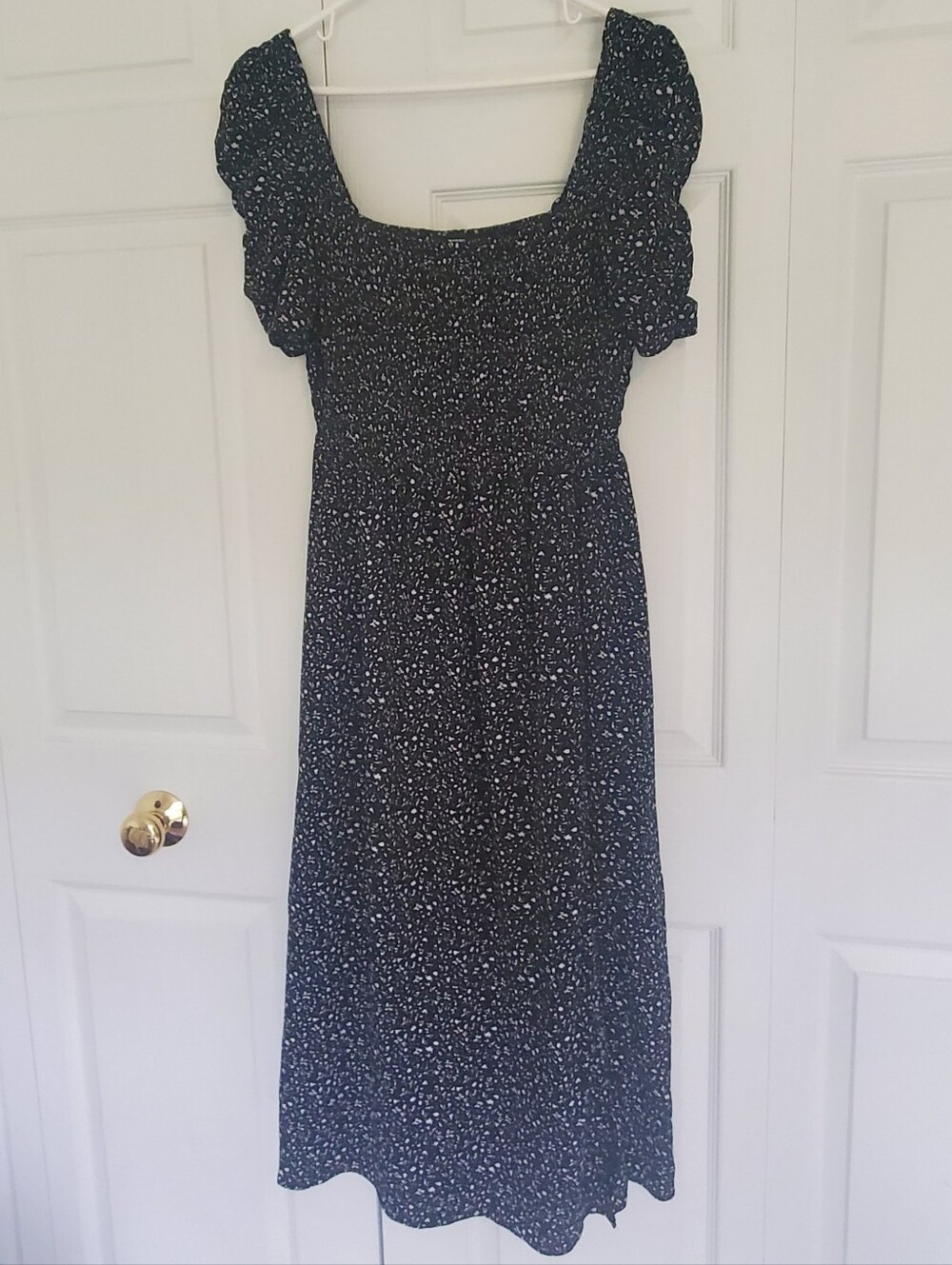DKNY Midi Dress Size 6, Like New!